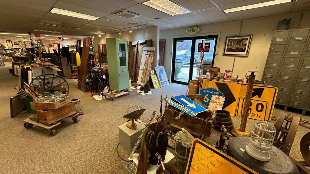 4574-2 Main Street Manchester VT 05255