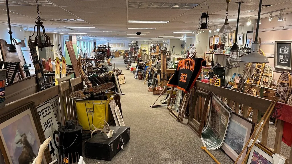 4574-2 Main Street Manchester VT 05255