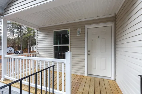 30 Evergreen Lane Hopkinton NH 03229