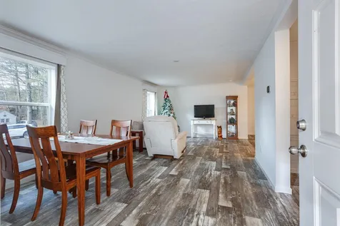 30 Evergreen Lane Hopkinton NH 03229