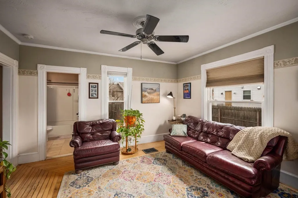 257 Calef Road Manchester NH 03103