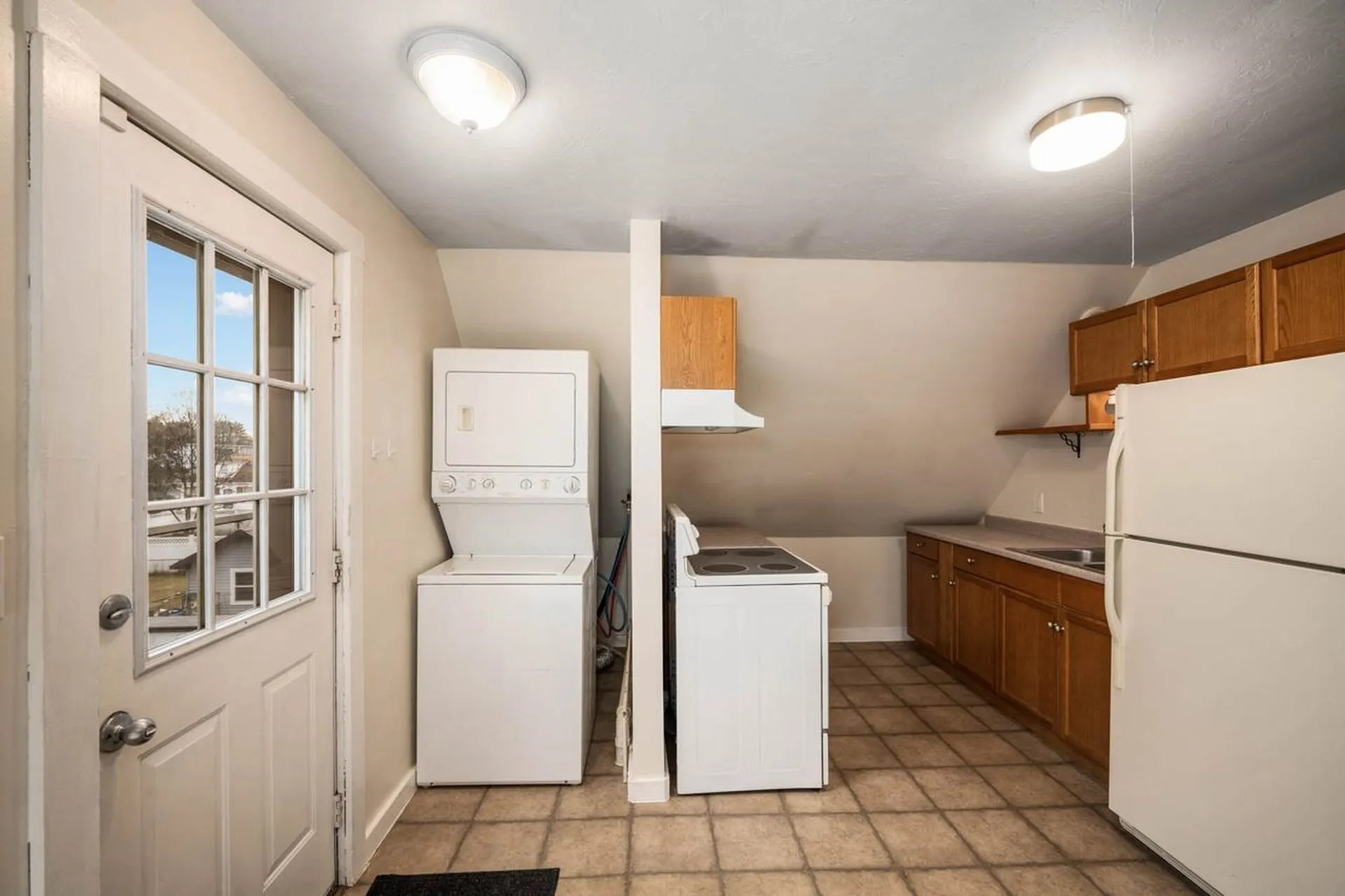 257 Calef Road Manchester NH 03103