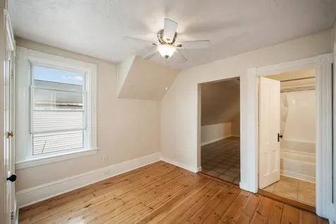 257 Calef Road Manchester NH 03103