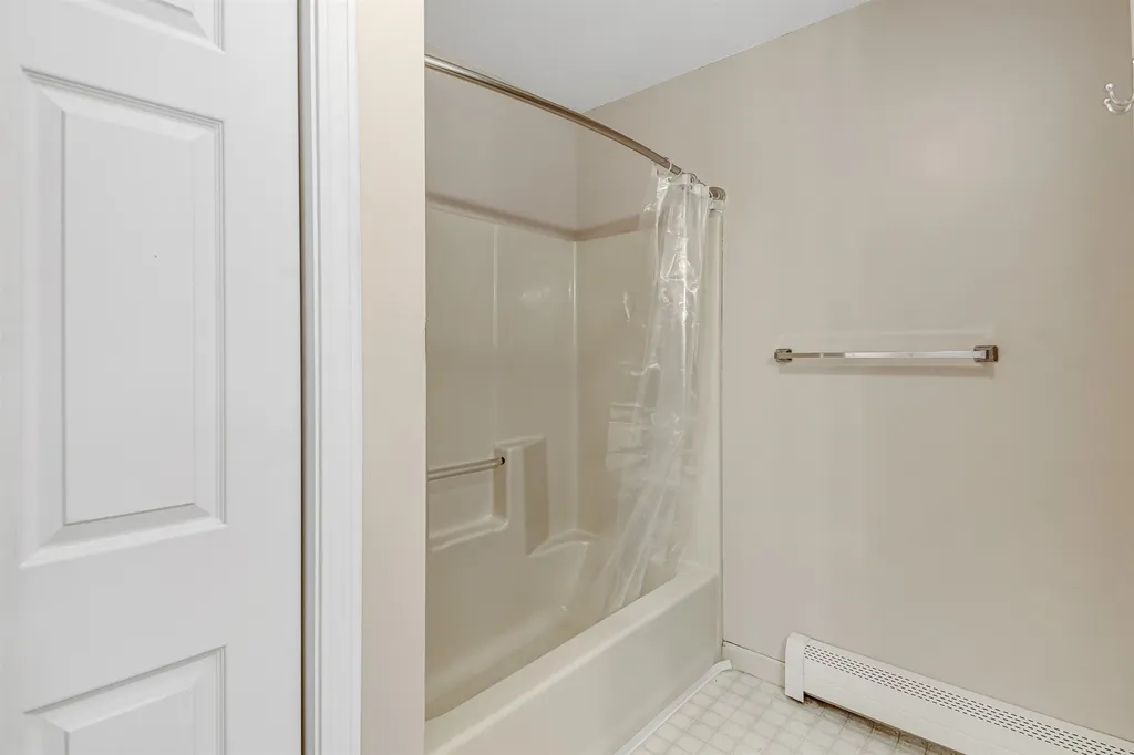 128 Indian Circle Colchester VT 05446