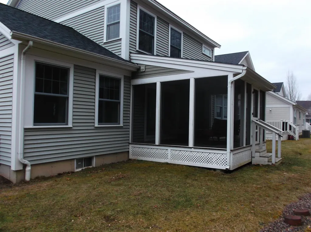 12 Stannard Drive Essex VT 05452