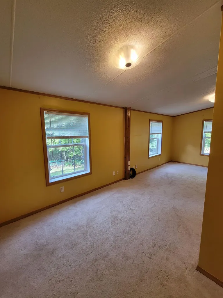 135 Province Road Barrington NH 03825