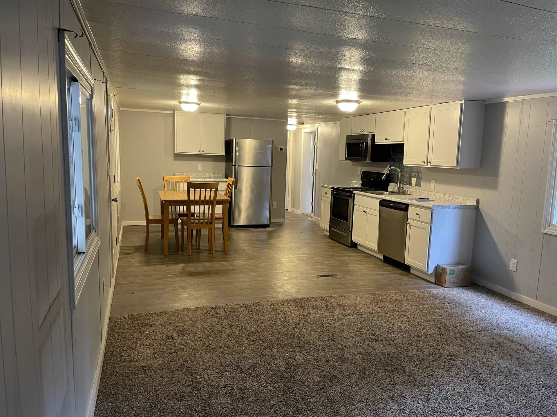 5 Matthew Road Hooksett NH 03106