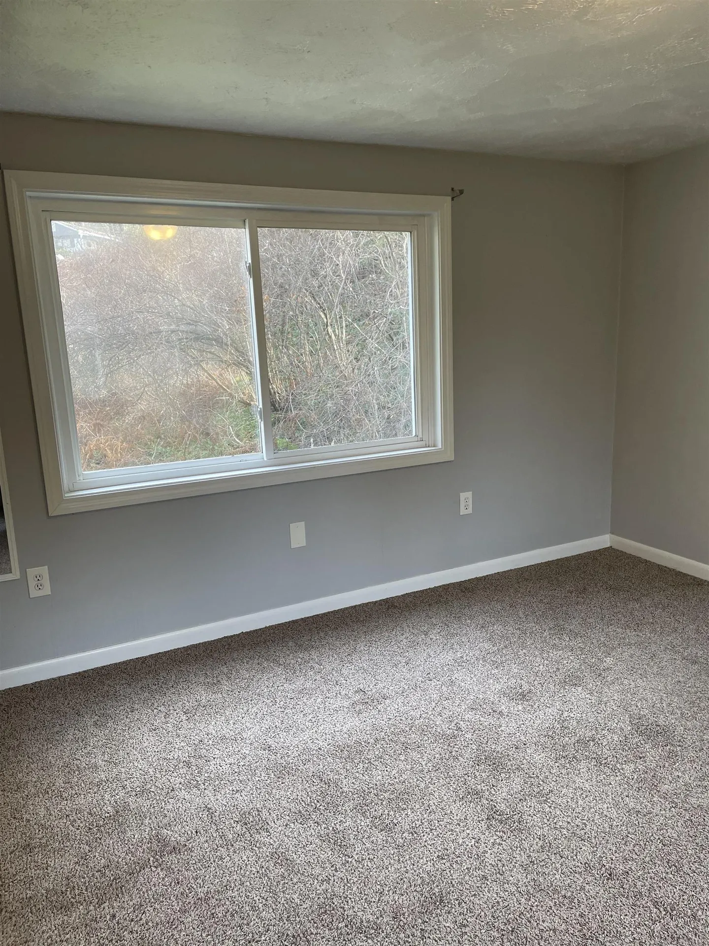 5 Matthew Road Hooksett NH 03106