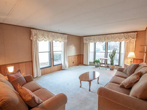 836 Middlewood Road Williston VT 05495