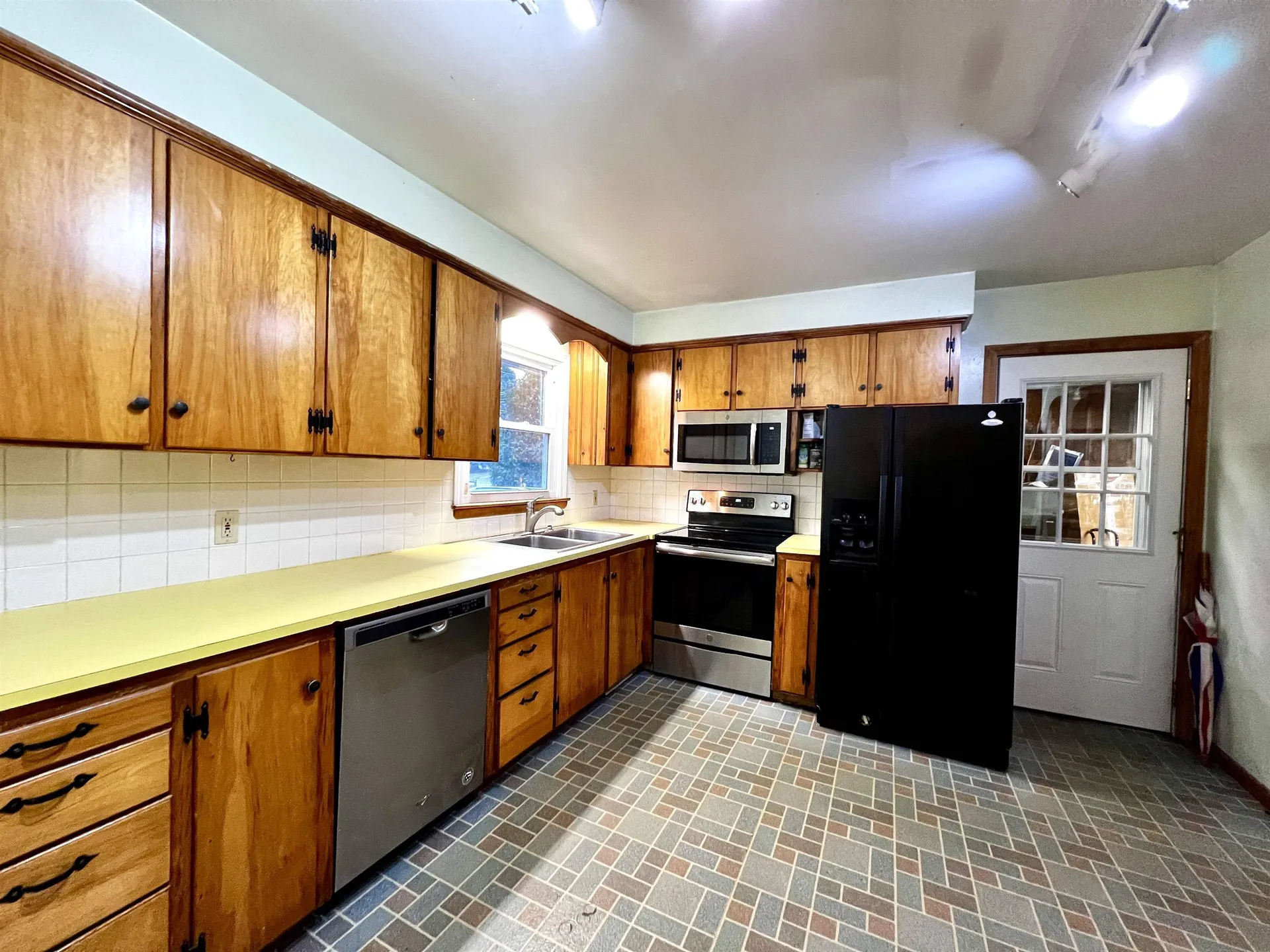 8 Redwood Terrace Essex Junction VT 05452