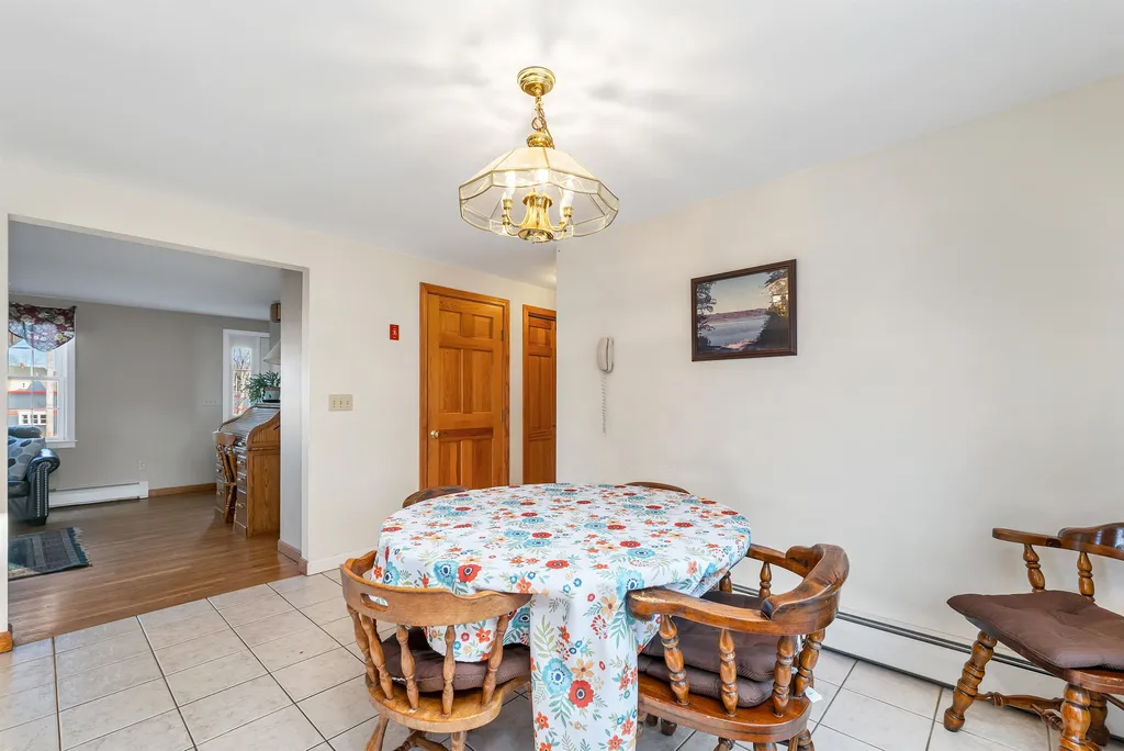 15 Cram Avenue Pittsfield NH 03263