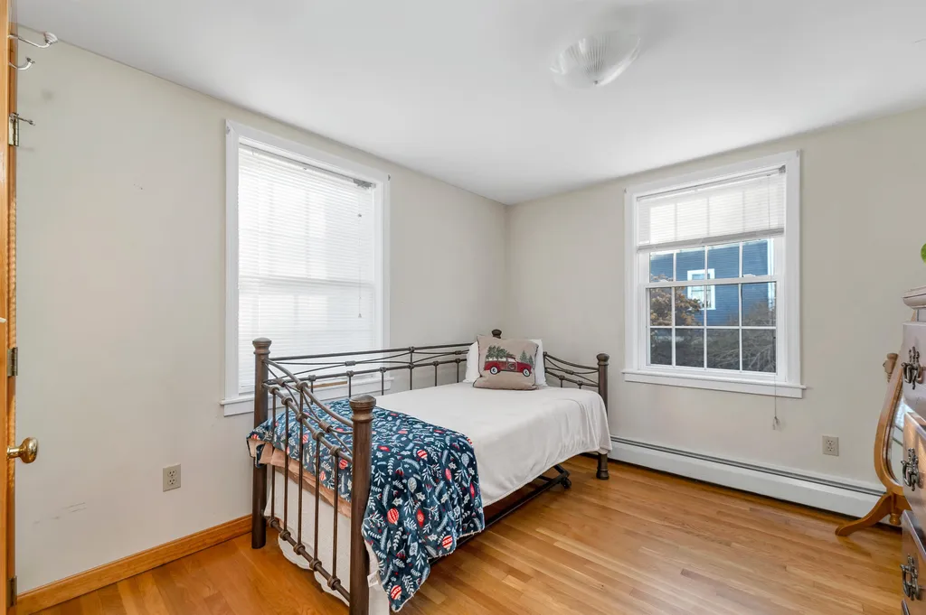 15 Cram Avenue Pittsfield NH 03263