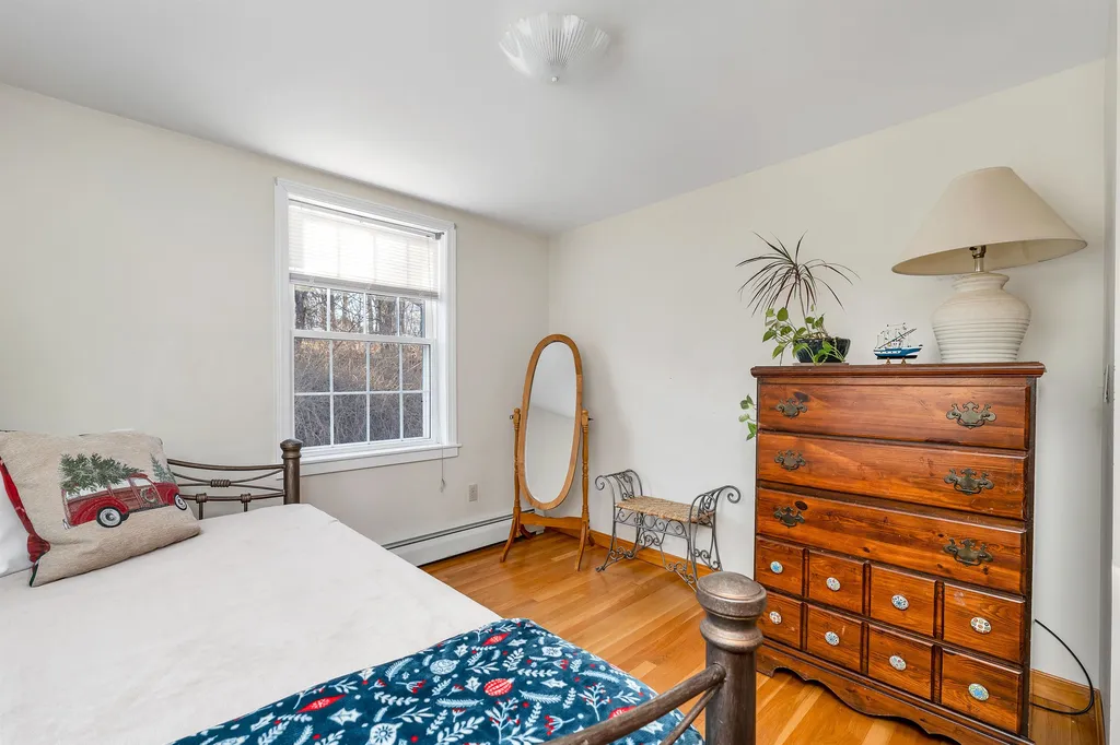 15 Cram Avenue Pittsfield NH 03263