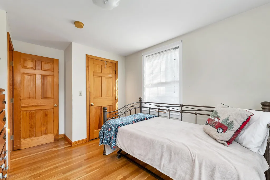 15 Cram Avenue Pittsfield NH 03263