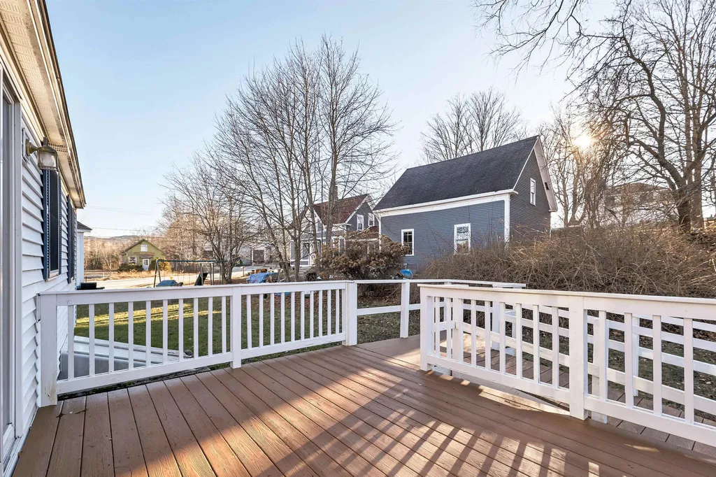 15 Cram Avenue Pittsfield NH 03263