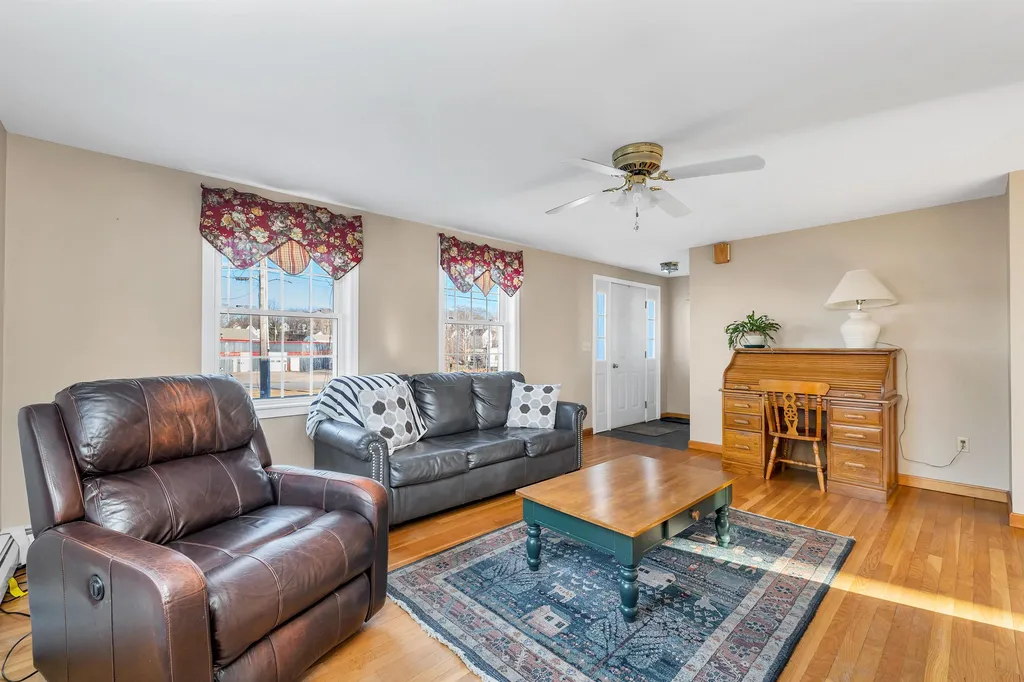 15 Cram Avenue Pittsfield NH 03263