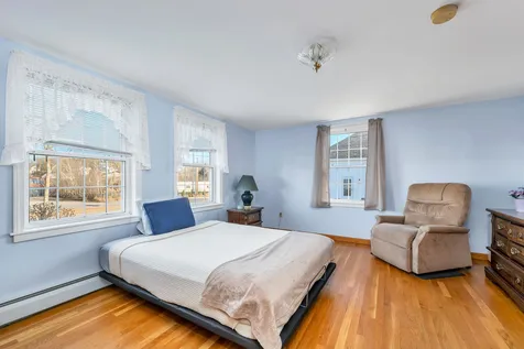 15 Cram Avenue Pittsfield NH 03263