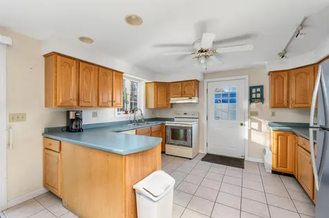 15 Cram Avenue Pittsfield NH 03263