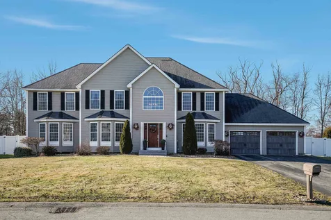 6 Hemlock Lane Salem NH 03079