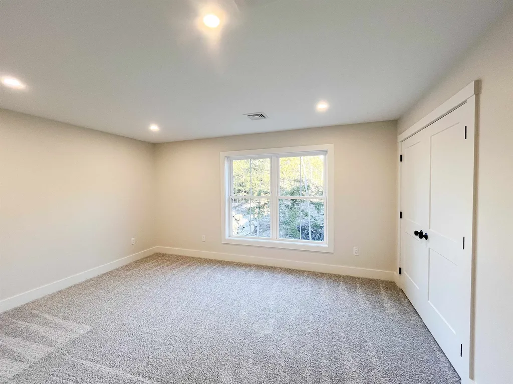 33 Andel Avenue Rindge NH 03461
