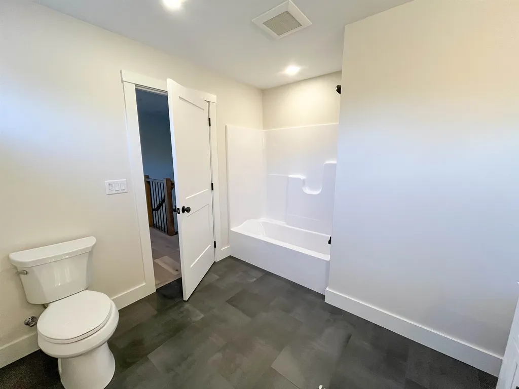 33 Andel Avenue Rindge NH 03461