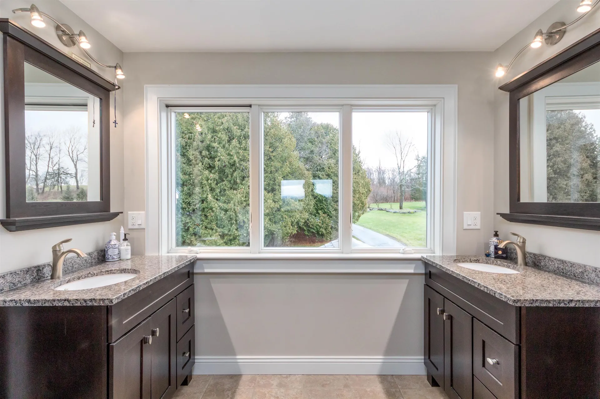 335 Upper Meadow Lane Charlotte VT 05445