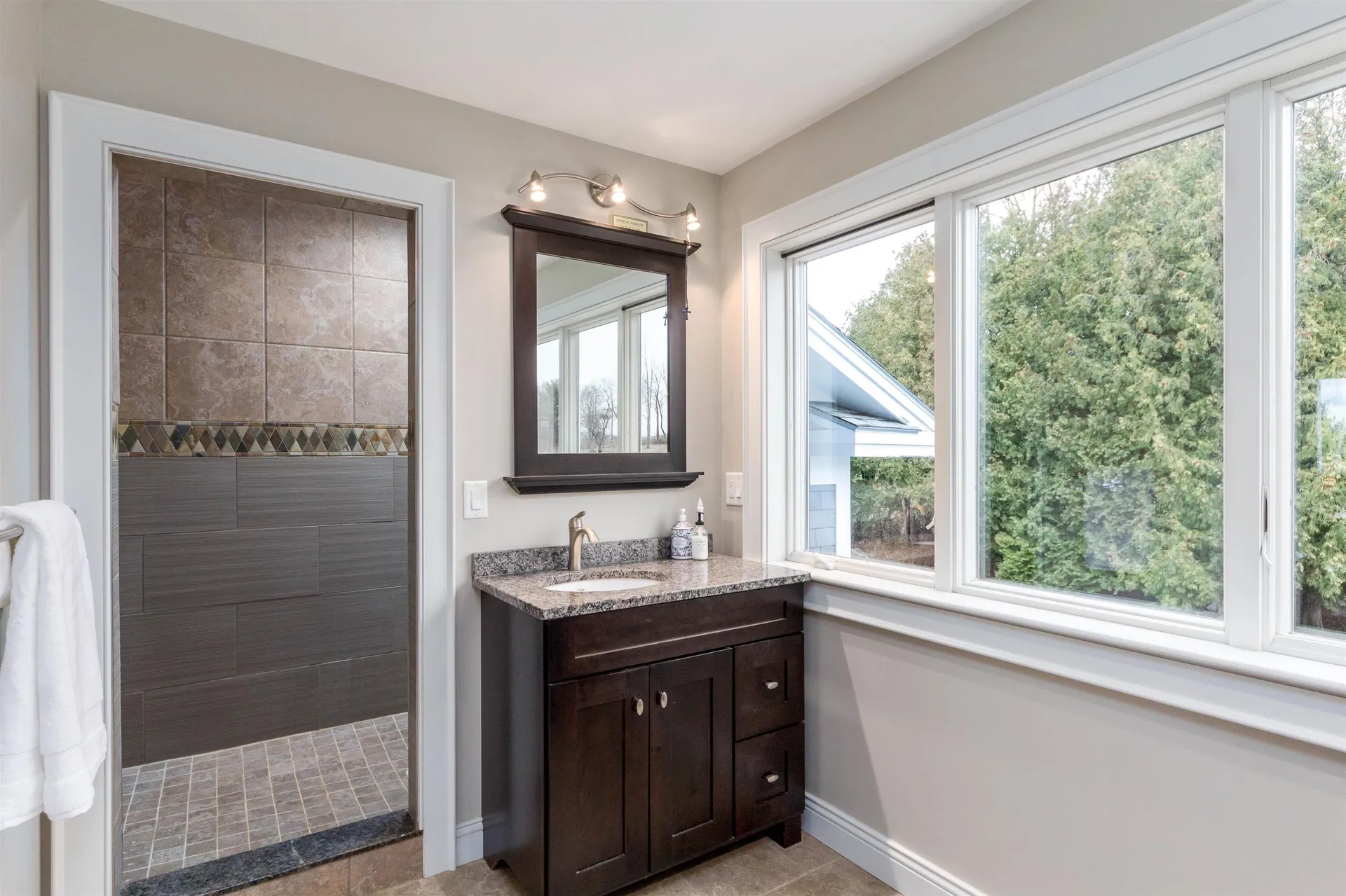 335 Upper Meadow Lane Charlotte VT 05445