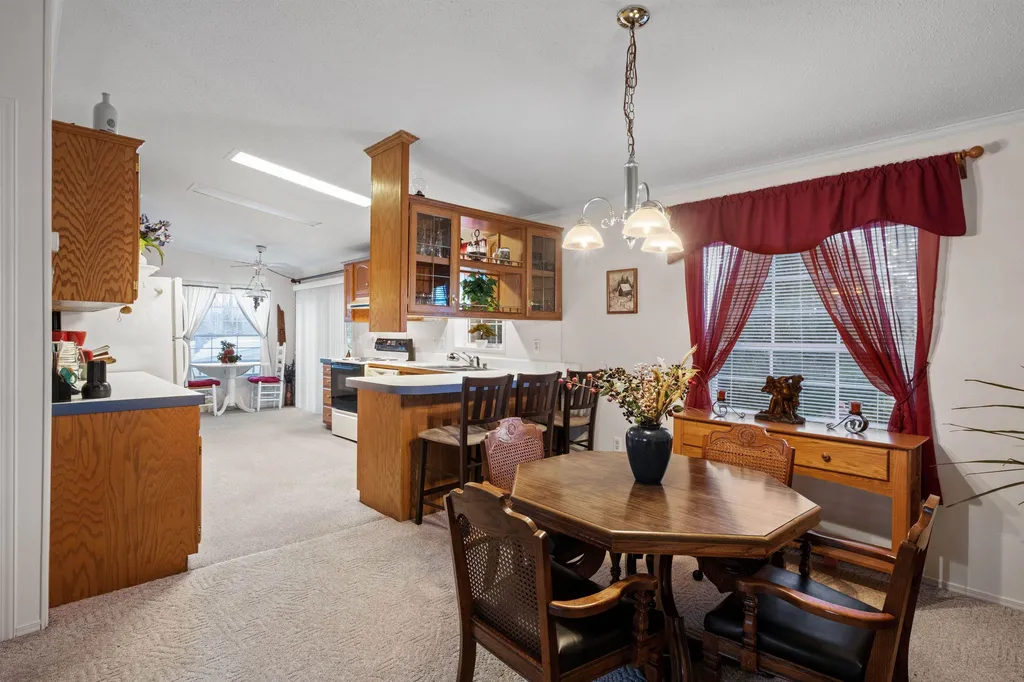 73 Dudley Circle Laconia NH 03246