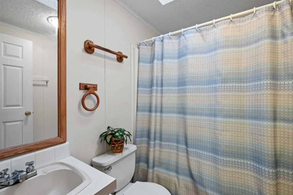 73 Dudley Circle Laconia NH 03246