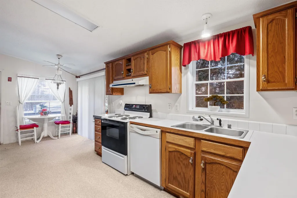 73 Dudley Circle Laconia NH 03246