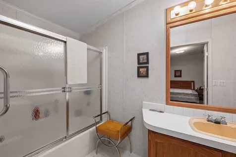 73 Dudley Circle Laconia NH 03246