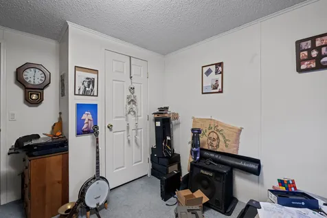 73 Dudley Circle Laconia NH 03246