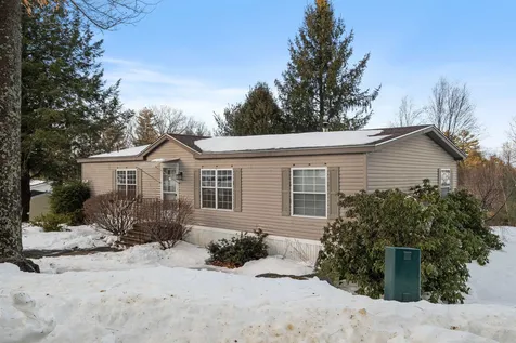 73 Dudley Circle Laconia NH 03246