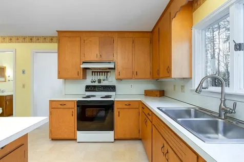 65 Bagdad Road Durham NH 03824