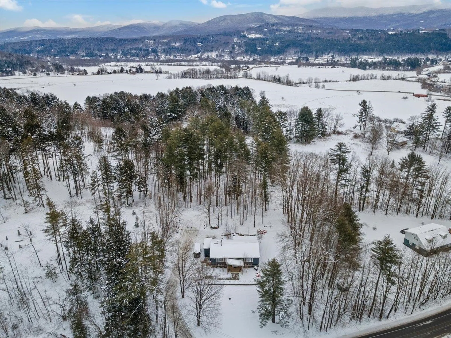652 Weeks Hill Road Stowe VT 05672