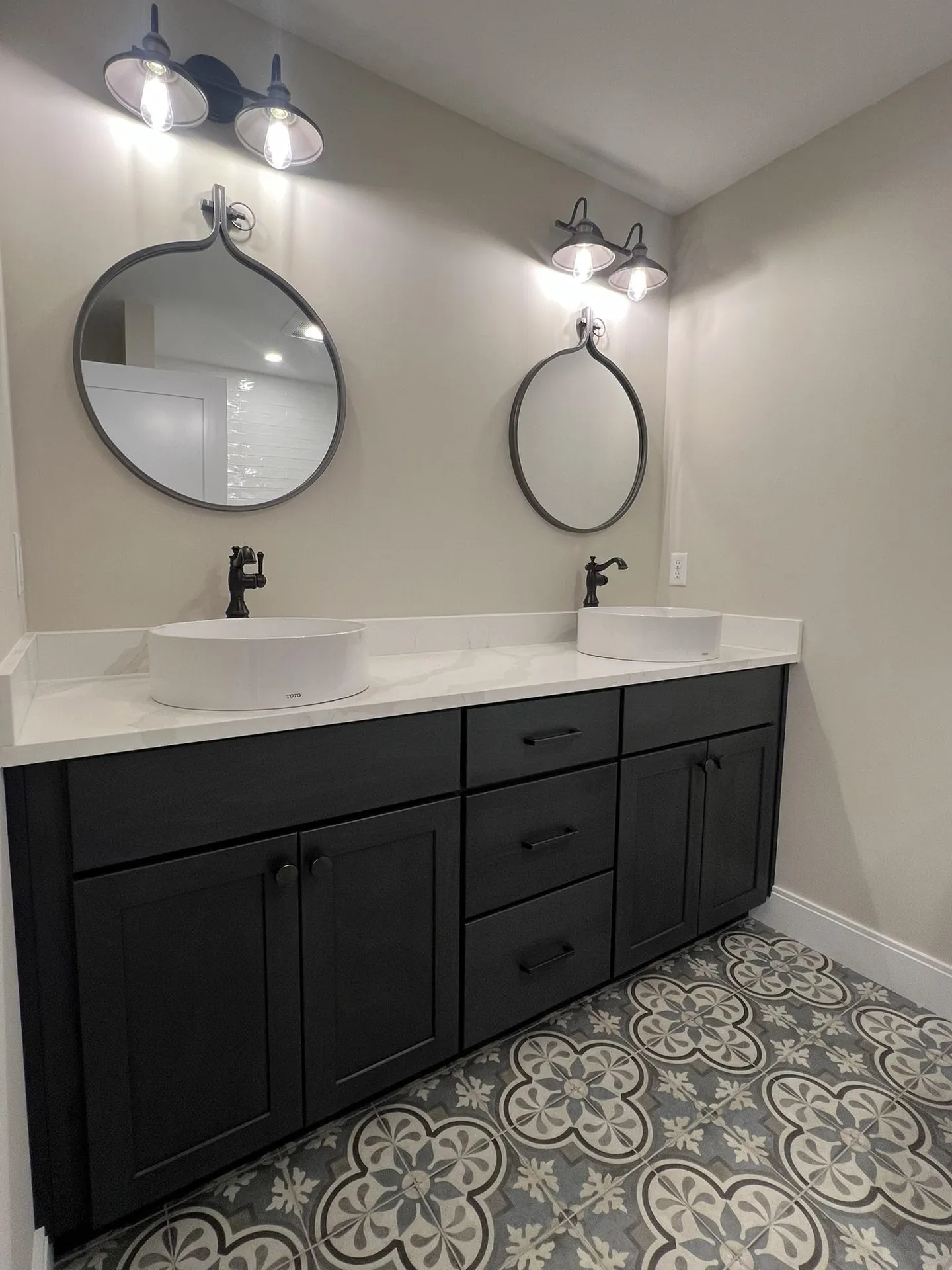 235 Sage Lane Portsmouth NH 03801