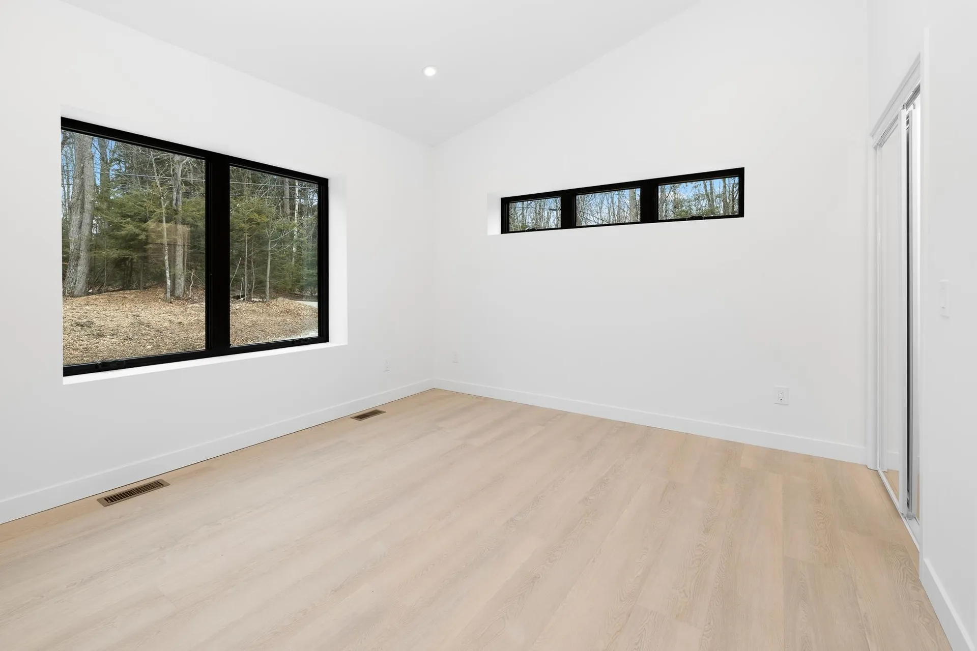 25 Brookridge Road Grantham NH 03753