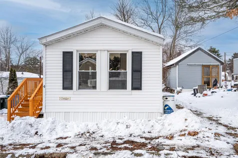 4 Mustang Lane Londonderry NH 03053