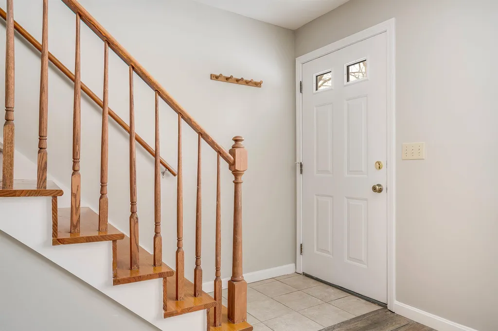 6 Linda Lane Stratham NH 03885