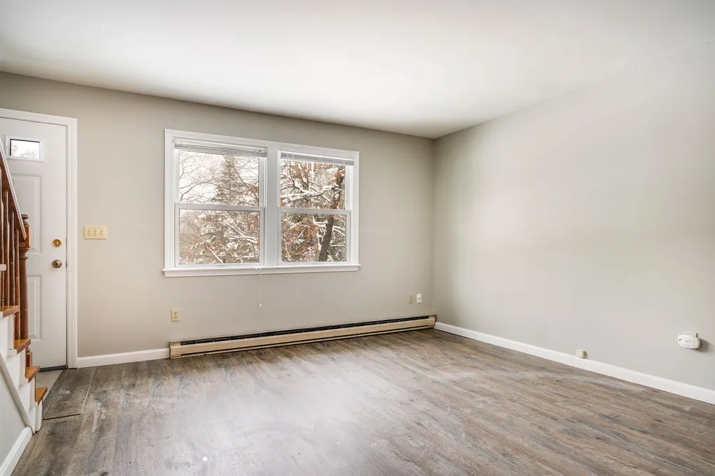 6 Linda Lane Stratham NH 03885
