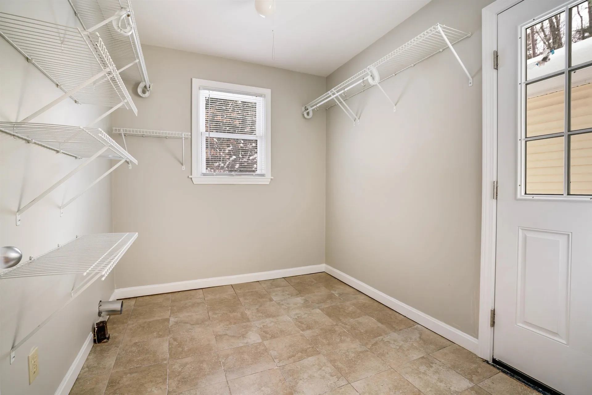 6 Linda Lane Stratham NH 03885