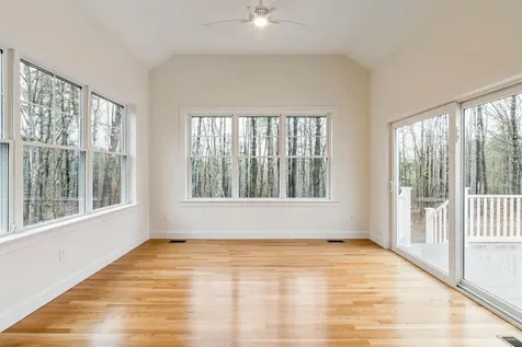 221 Sage Lane Portsmouth NH 03801