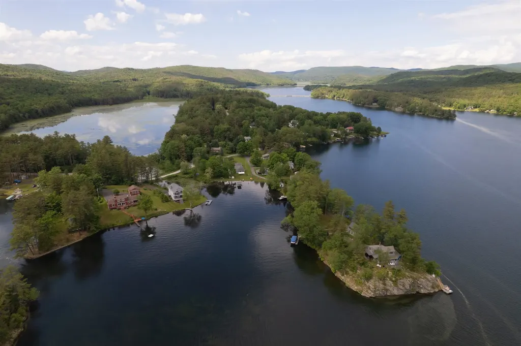 10 Old Town Road Castleton VT 05735