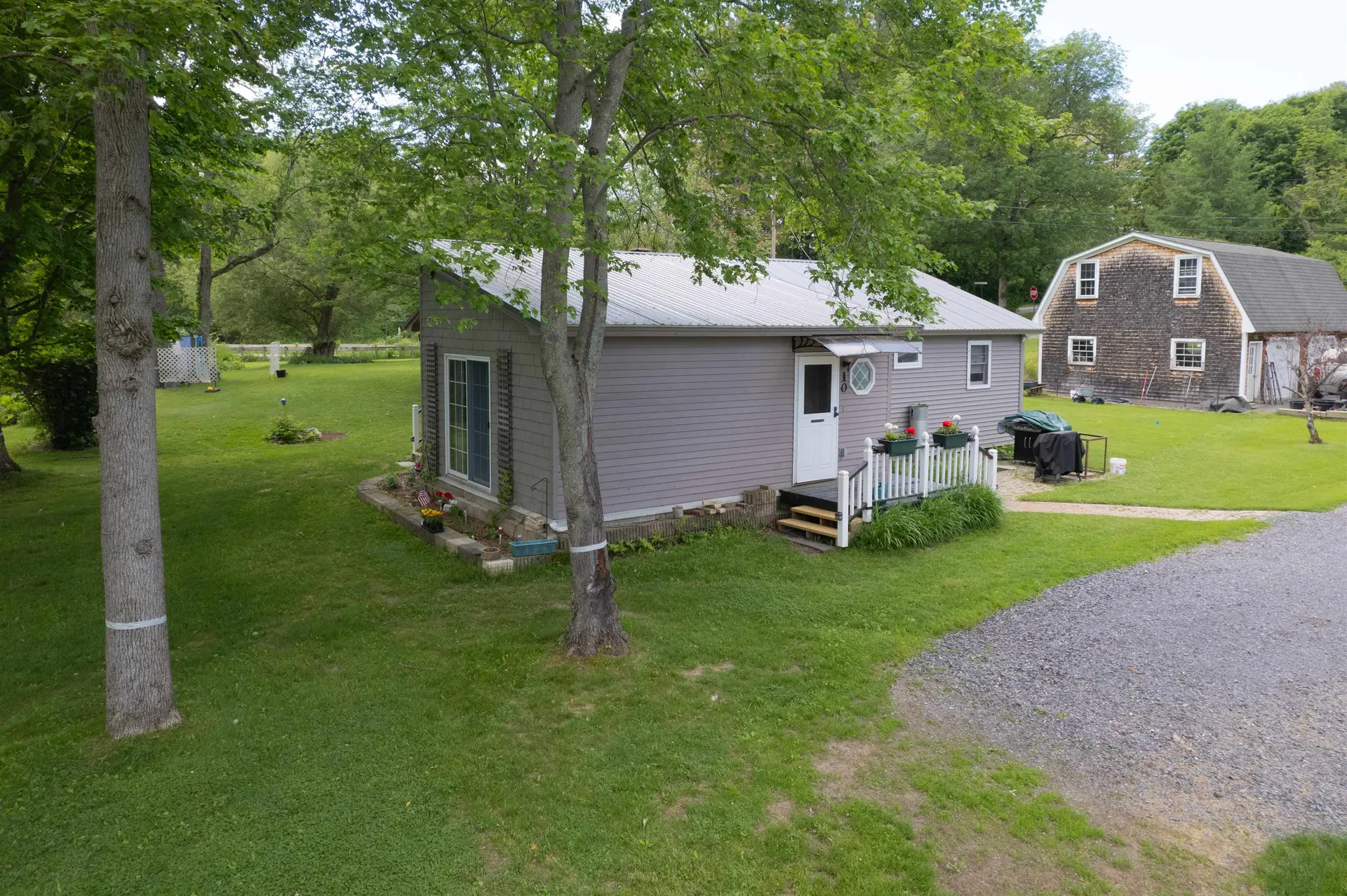 10 Old Town Road Castleton VT 05735