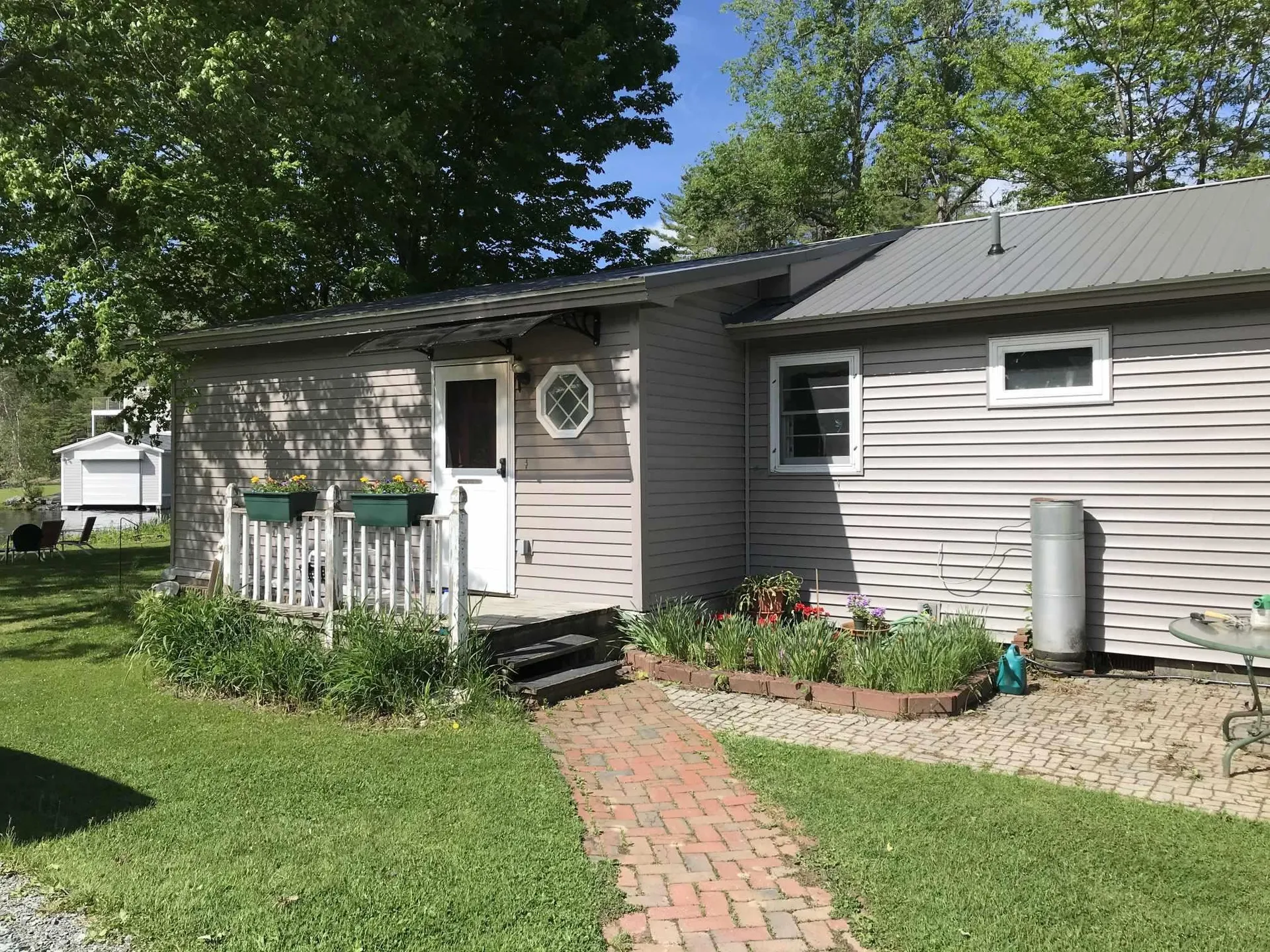 10 Old Town Road Castleton VT 05735