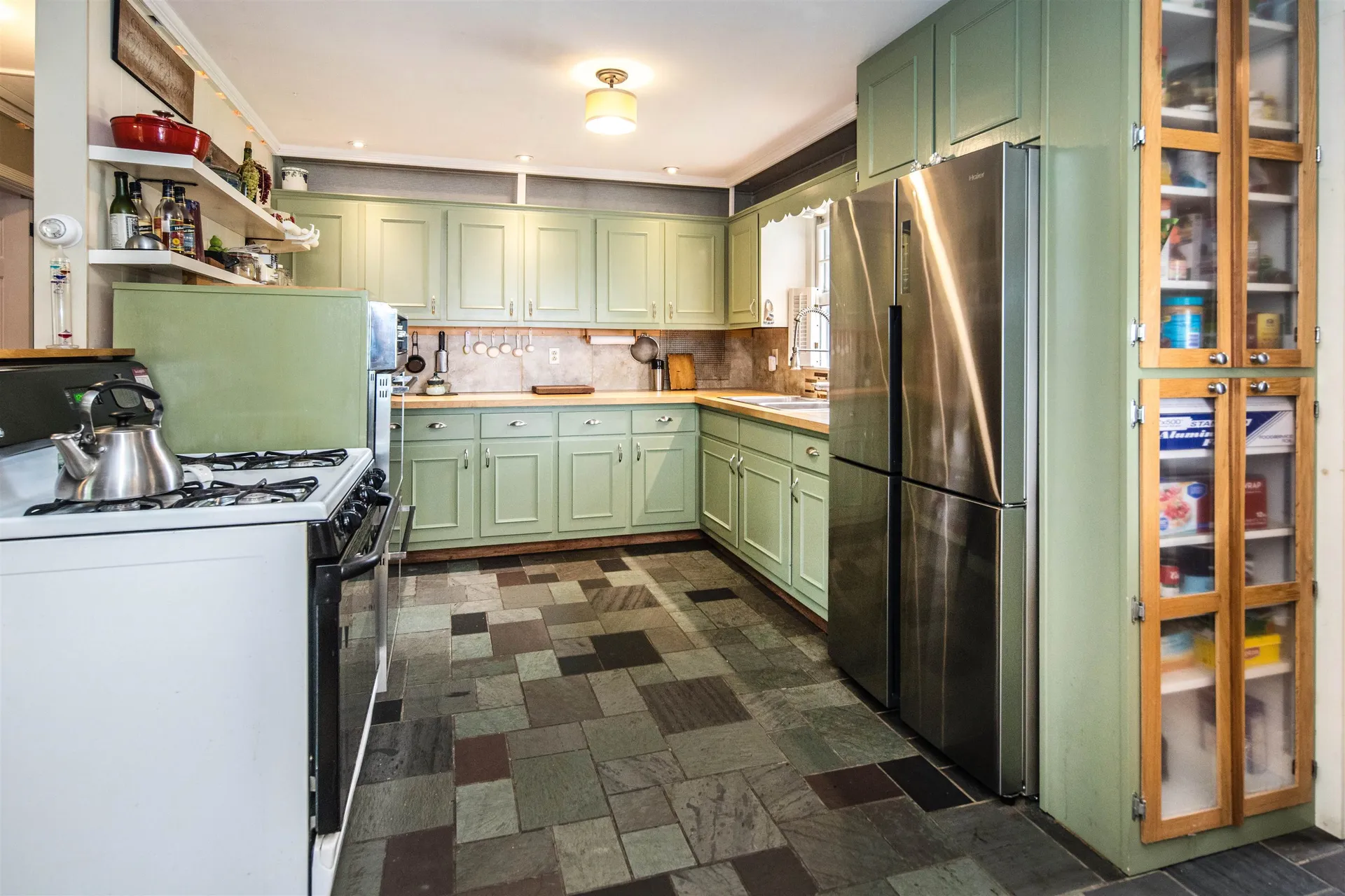 10 Old Town Road Castleton VT 05735