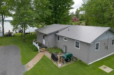 10 Old Town Road Castleton VT 05735