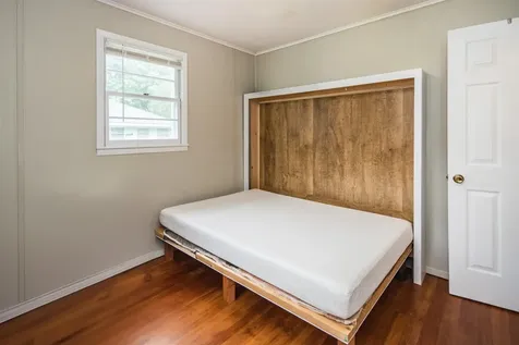 10 Old Town Road Castleton VT 05735