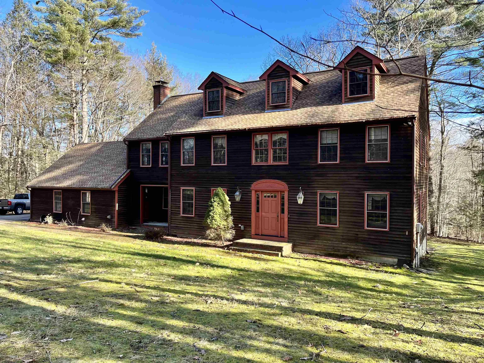 6 Gas Light Lane Kensington NH 03833