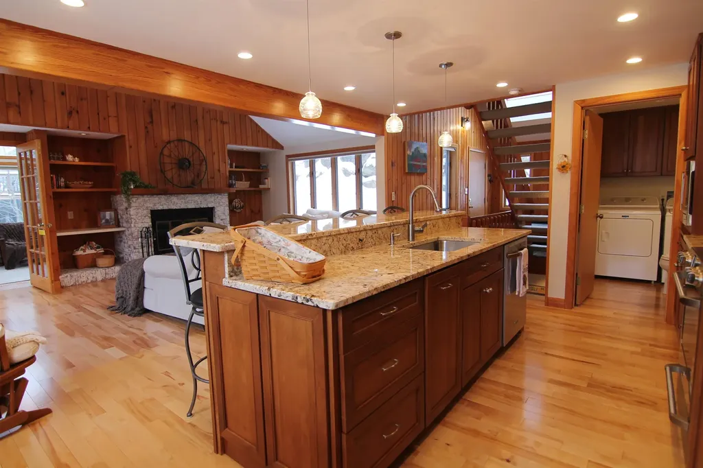 103 Black Mountain Road Lincoln NH 03251